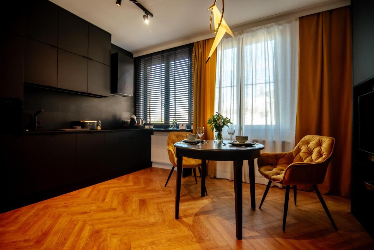 Apartamenty Stare Miasto Zamosc, Prywatny Parking, Winda Экстерьер фото